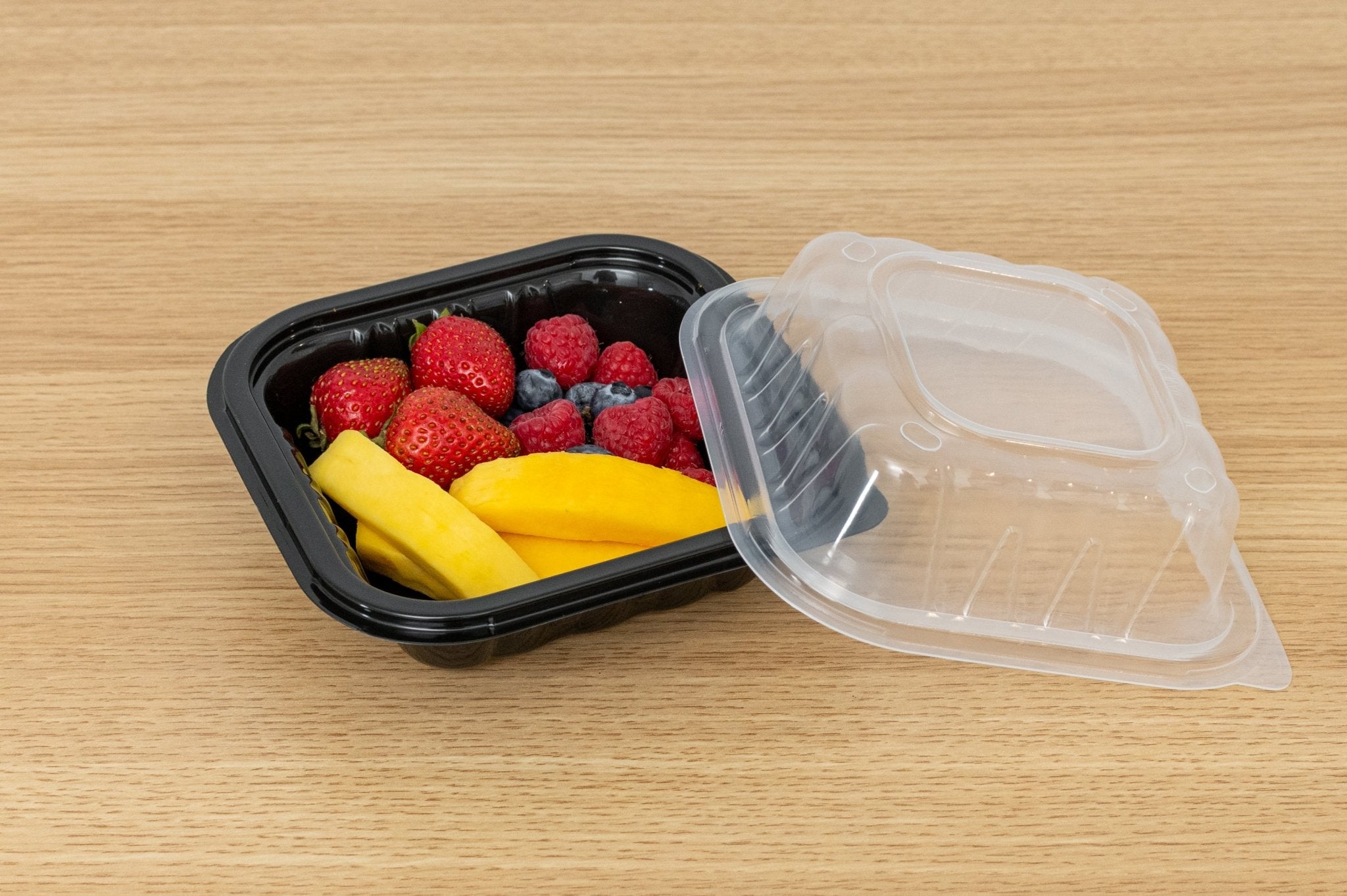 Two-Piece Microwaveable Black Tray with Translucent Lid, 6" x 6", 240 Sets - Feast Source